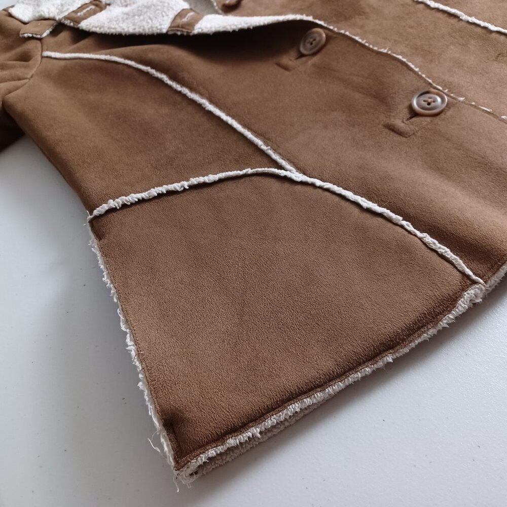 Old Navy Faux Shearling Jacket - Picture 5 of 16